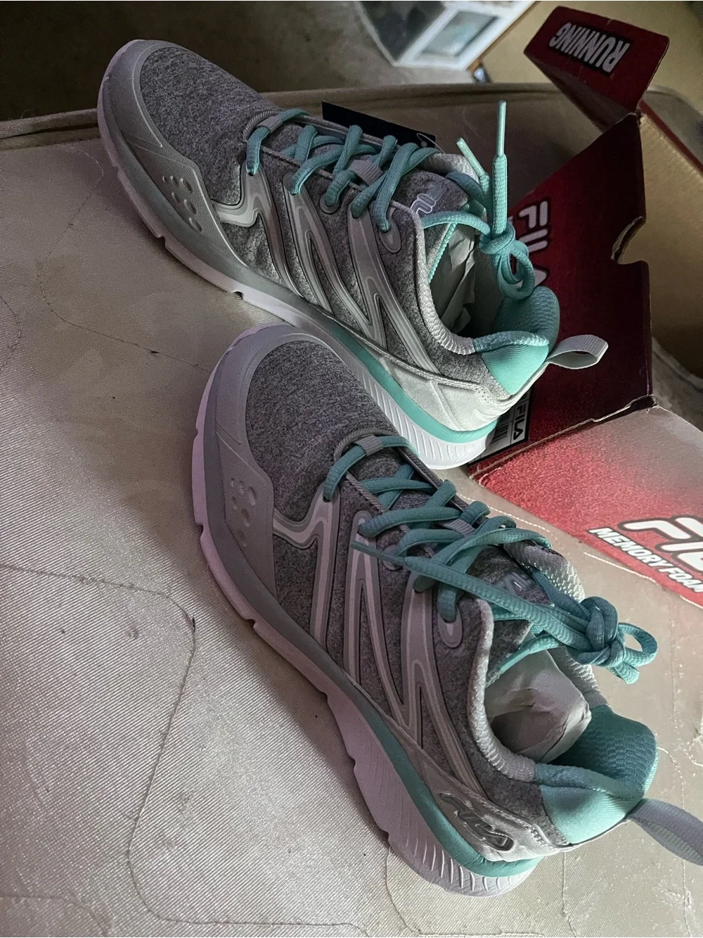 Women’s shoes